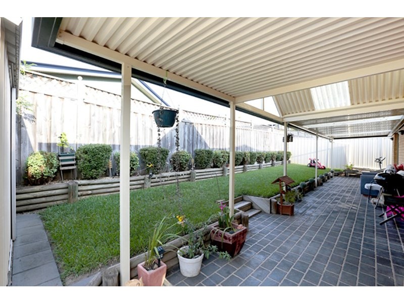 25 Dara Crescent, Glenmore Park NSW 2745