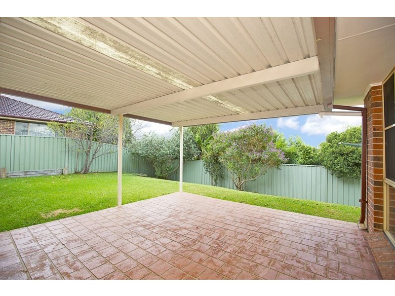 15 Banjo Paterson Close, Glenmore Park NSW 2745