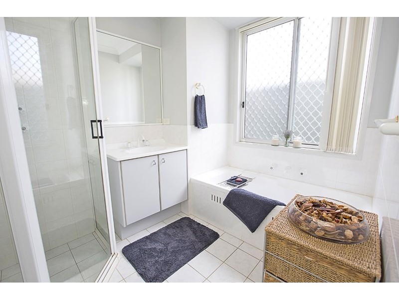 32 Kobina Avenue, Glenmore Park NSW 2745