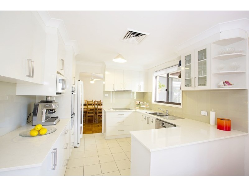 6 Honeysuckle Avenue, Glenmore Park NSW 2745