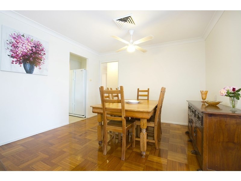 6 Honeysuckle Avenue, Glenmore Park NSW 2745