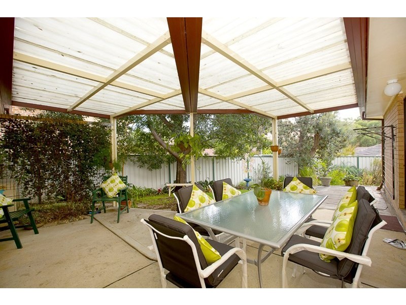 6 Honeysuckle Avenue, Glenmore Park NSW 2745