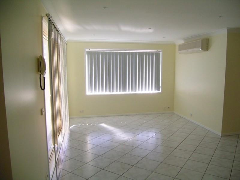 6 Litoria Place, Glenmore Park NSW 2745