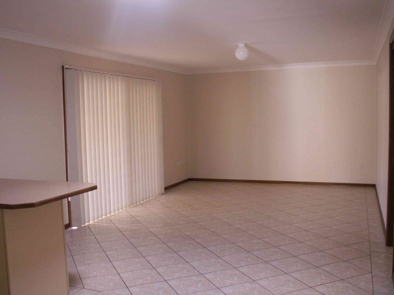 2 Veronica Place, Glenmore Park NSW 2745