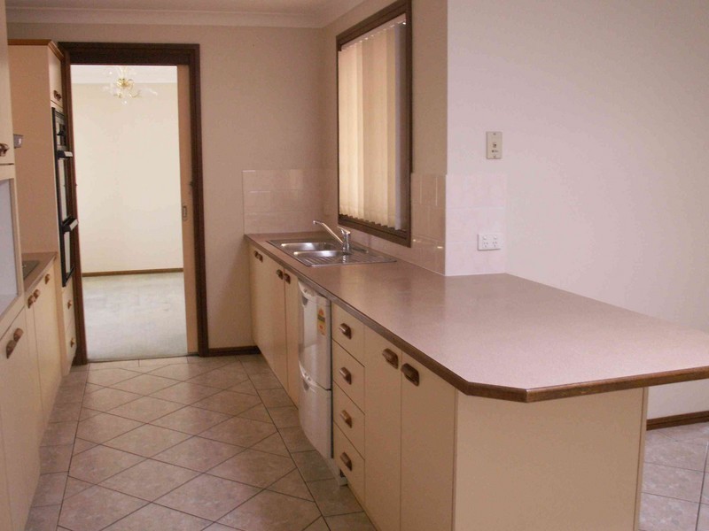 2 Veronica Place, Glenmore Park NSW 2745