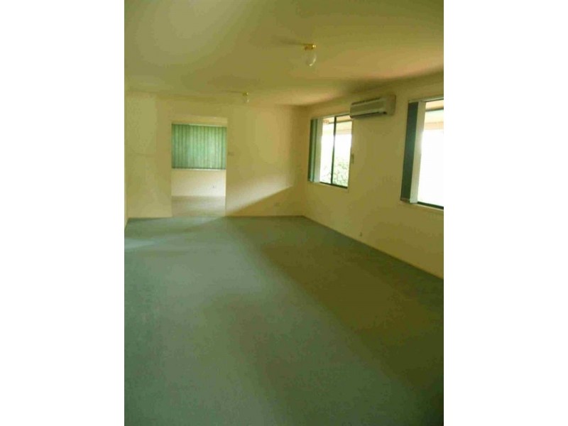 39 Wolara Avenue, Glenmore Park NSW 2745