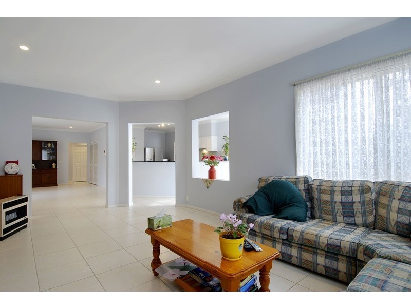 6 Cedar Court, Glenmore Park NSW 2745