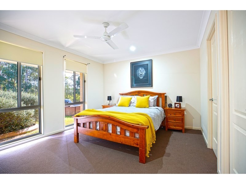 4 Tall Trees Drive, Glenmore Park NSW 2745