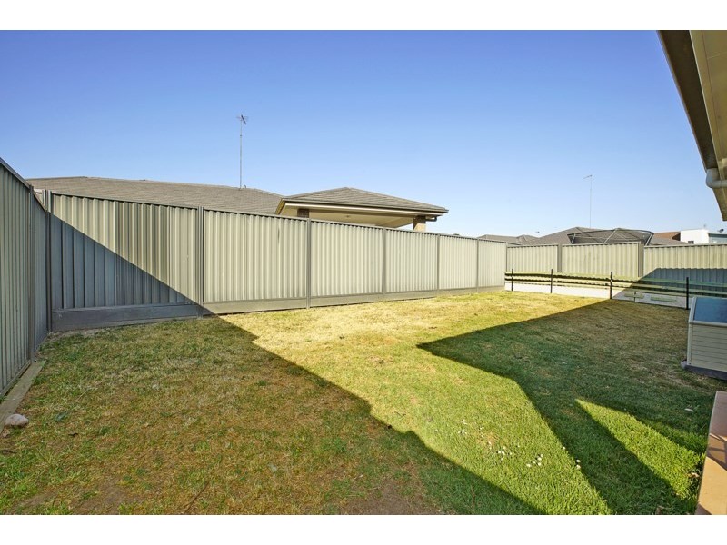 4 Tall Trees Drive, Glenmore Park NSW 2745