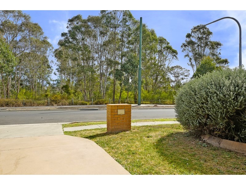 4 Tall Trees Drive, Glenmore Park NSW 2745