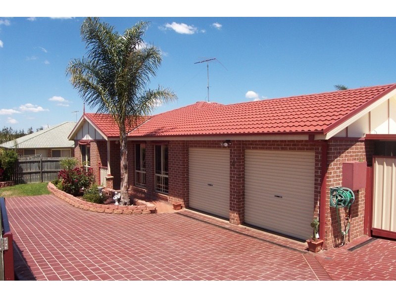 6 Denya Close, Glenmore Park NSW 2745