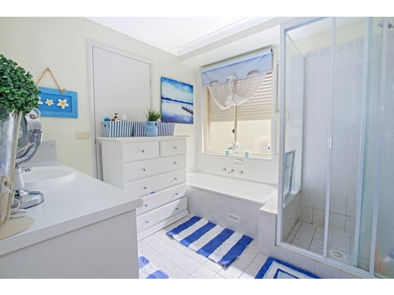 24 Candlebark Circuit, Glenmore Park NSW 2745