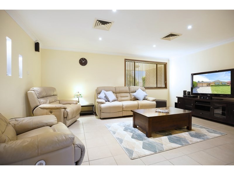 18 Thomas Bell Avenue, Werrington County NSW 2747