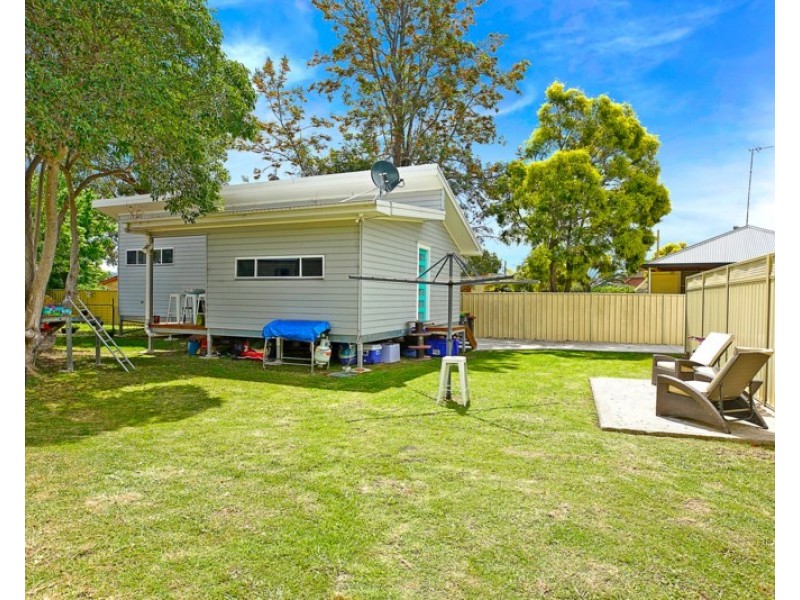 2 + 2a Winston Street, Penrith NSW 2750