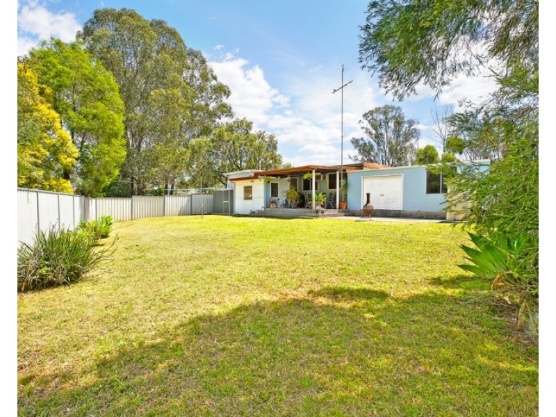 15 Lincoln Drive, Cambridge Park NSW 2747