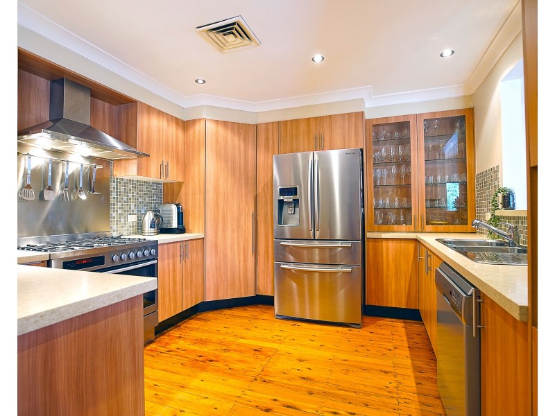 32 Sutton Road, Cambridge Park NSW 2747