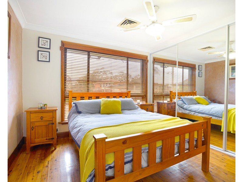 32 Sutton Road, Cambridge Park NSW 2747