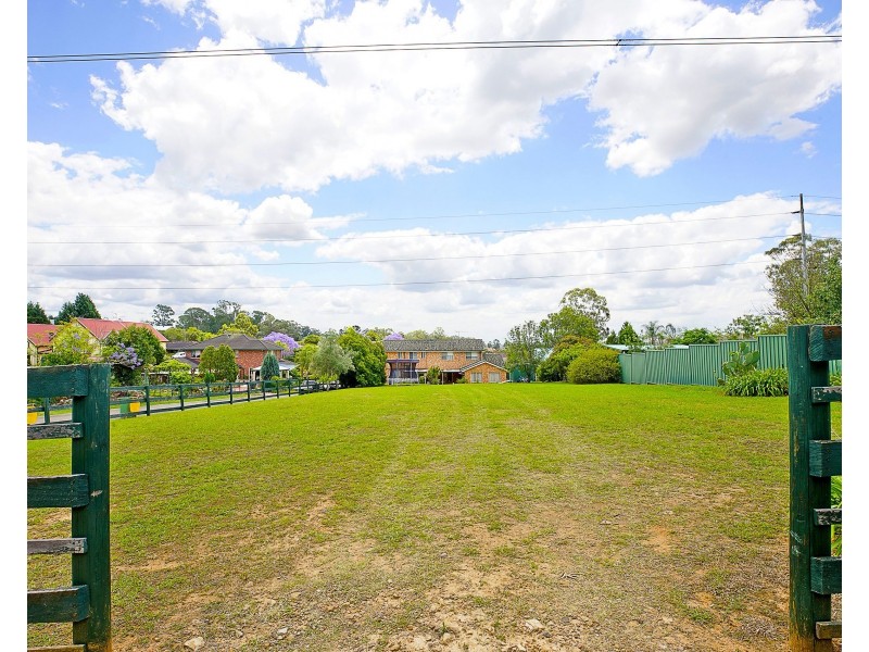 20 Harriett Close, Glenmore Park NSW 2745