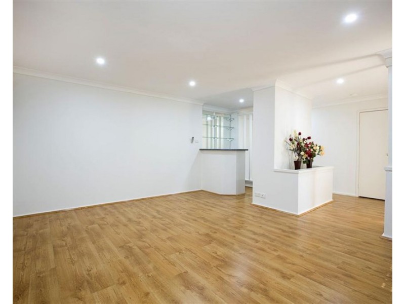 38 The Lakes Drive, Glenmore Park NSW 2745