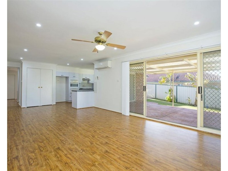 38 The Lakes Drive, Glenmore Park NSW 2745