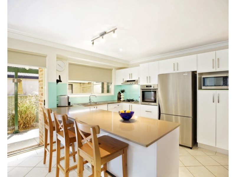 37 Waringa Crescent, Glenmore Park NSW 2745