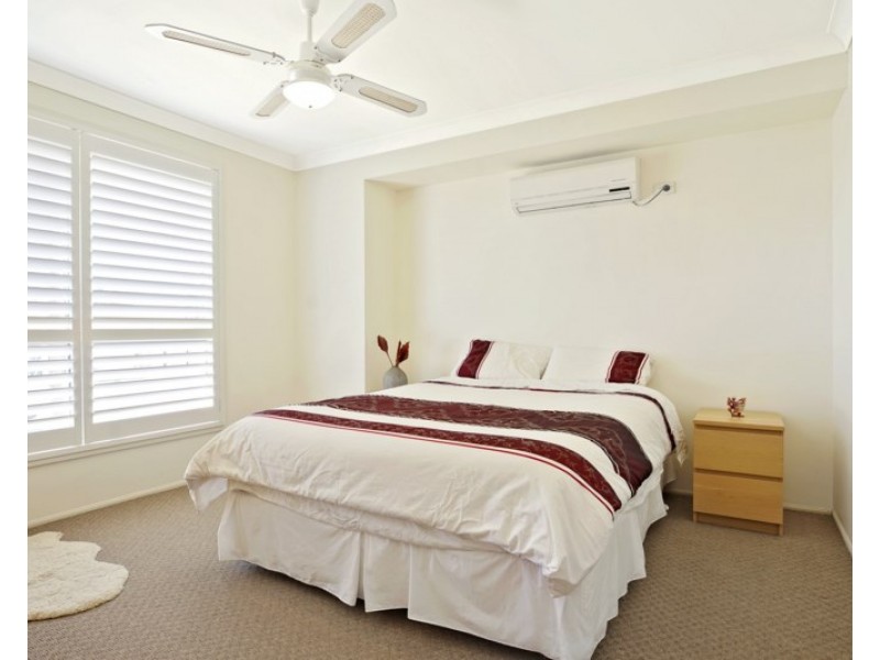 37 Waringa Crescent, Glenmore Park NSW 2745