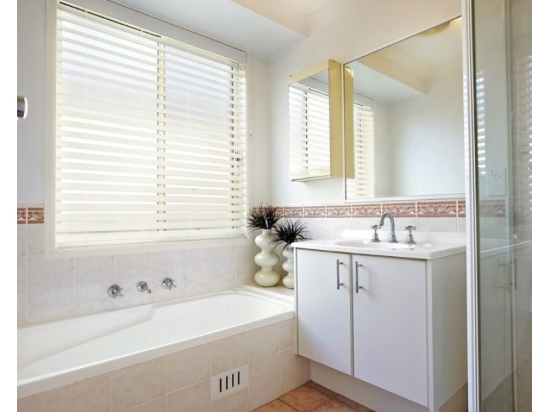 37 Waringa Crescent, Glenmore Park NSW 2745