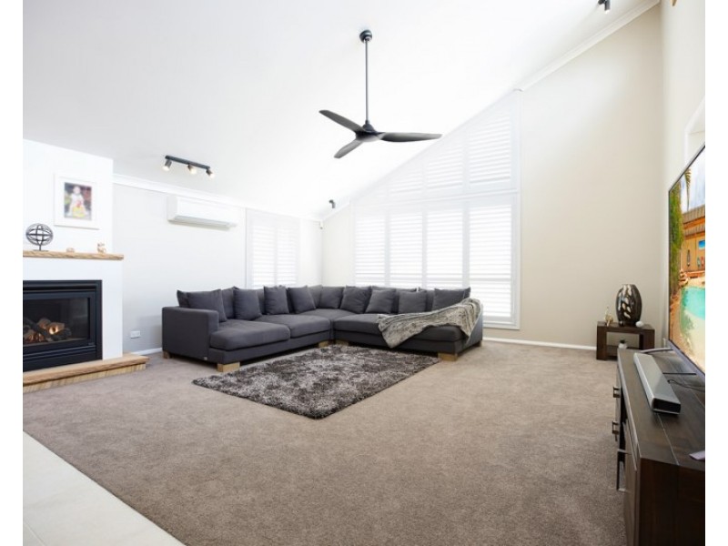 13 Bradyn Place, Glenmore Park NSW 2745