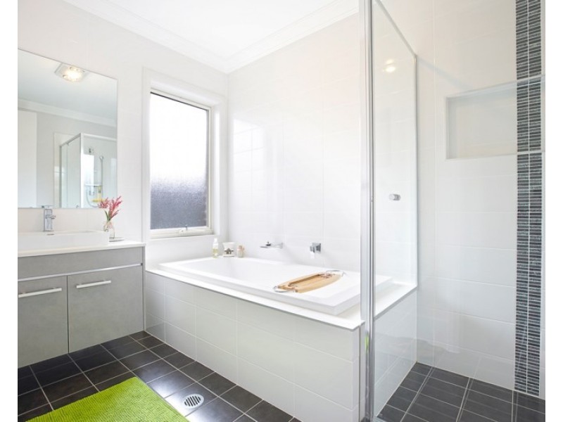 56 Binyang Avenue, Glenmore Park NSW 2745