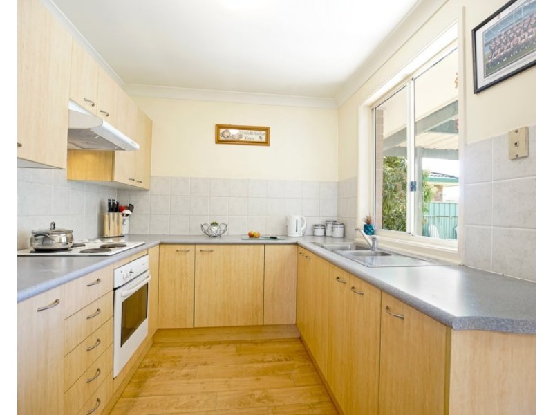 8 Prestwick Terrace, Glenmore Park NSW 2745