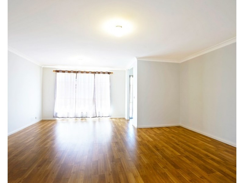 16 Waringa Crescent, Glenmore Park NSW 2745