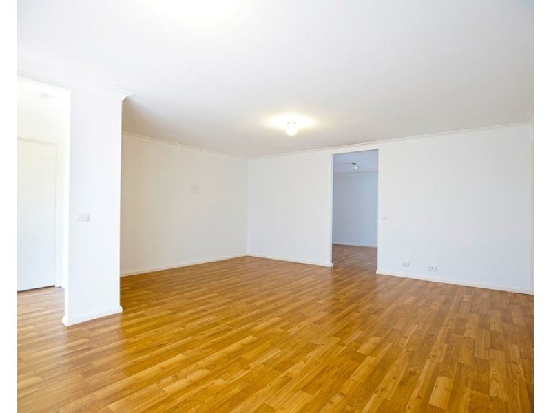 16 Waringa Crescent, Glenmore Park NSW 2745