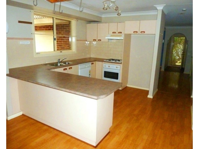 3 Dillwynia Drive, Glenmore Park NSW 2745