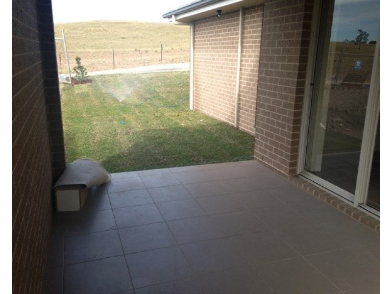 20 Ewan James Drive, Glenmore Park NSW 2745