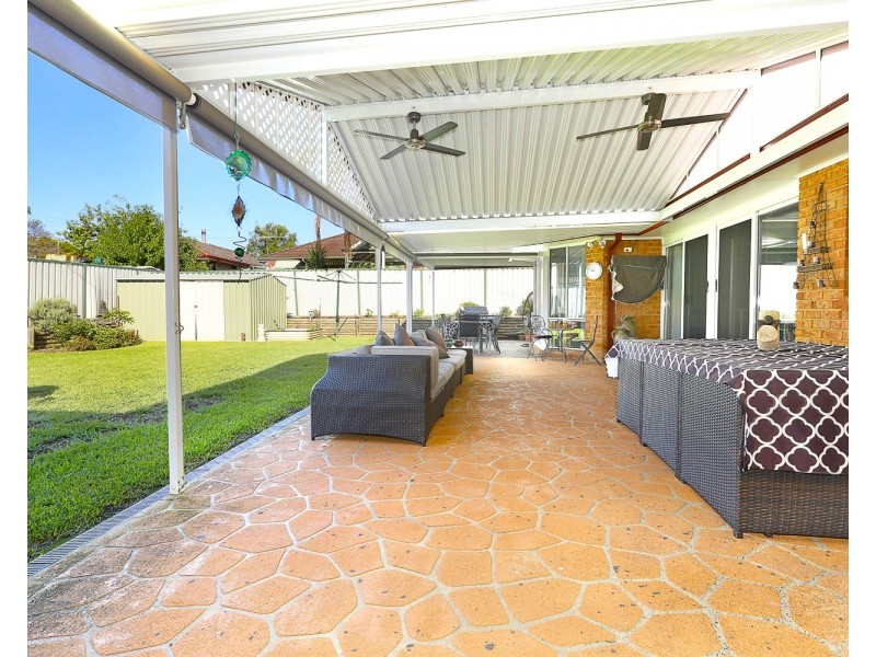 61 Bursaria Crescent, Glenmore Park NSW 2745