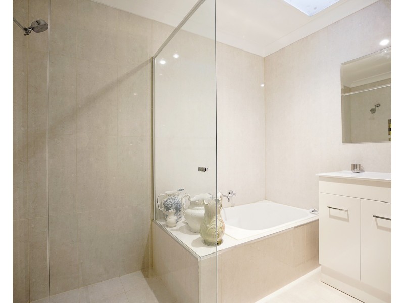 9/41 Regentville Road, Glenmore Park NSW 2745