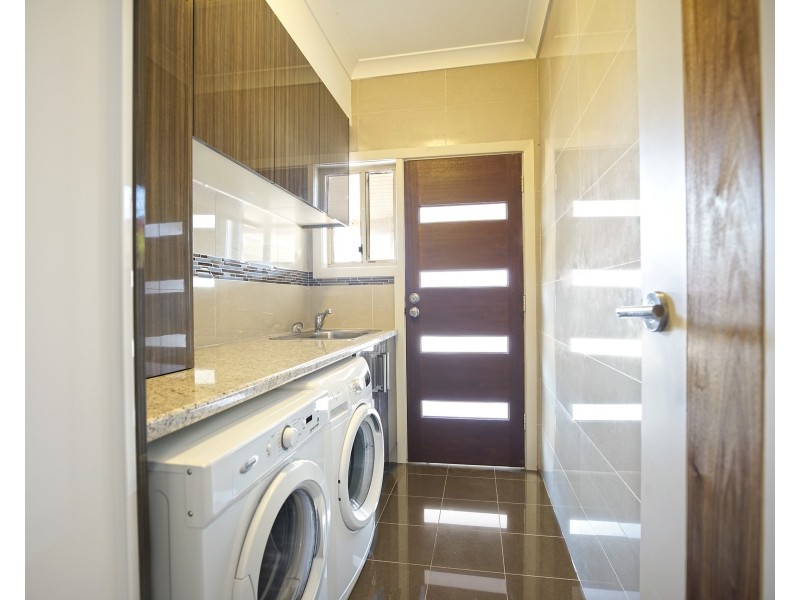 3 Lady Jamison Drive, Glenmore Park NSW 2745