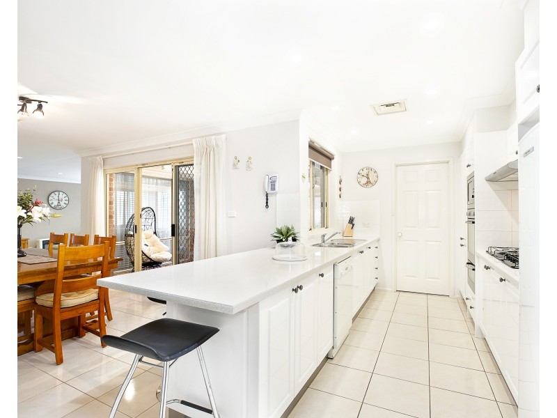 22 Knox Street, Glenmore Park NSW 2745