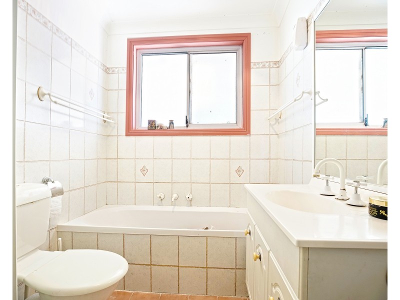 12 Rule Street, Cambridge Park NSW 2747