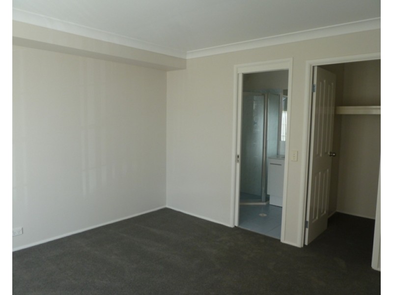 45 Dara Crescent, Glenmore Park NSW 2745