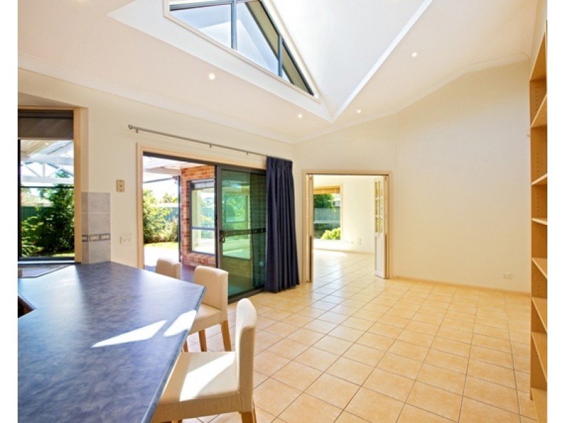 15 Brigadoon Avenue, Glenmore Park NSW 2745