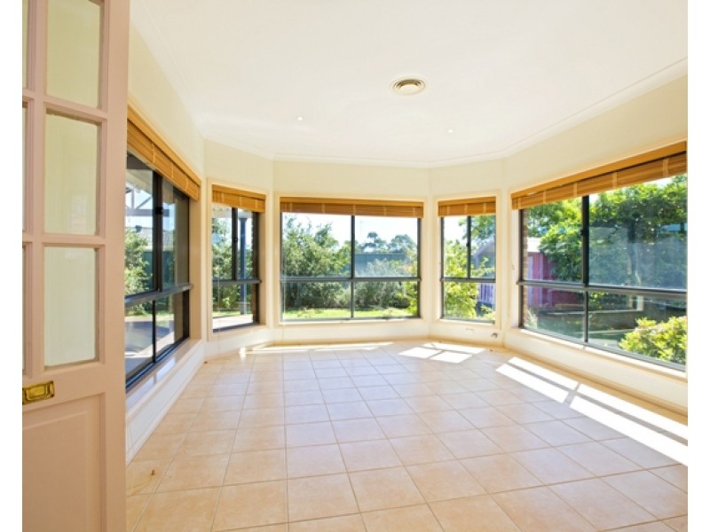 15 Brigadoon Avenue, Glenmore Park NSW 2745