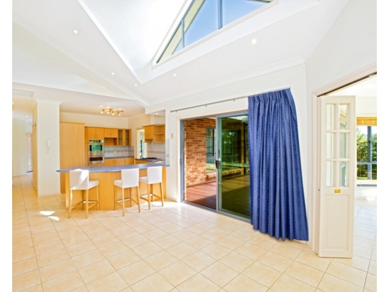 15 Brigadoon Avenue, Glenmore Park NSW 2745