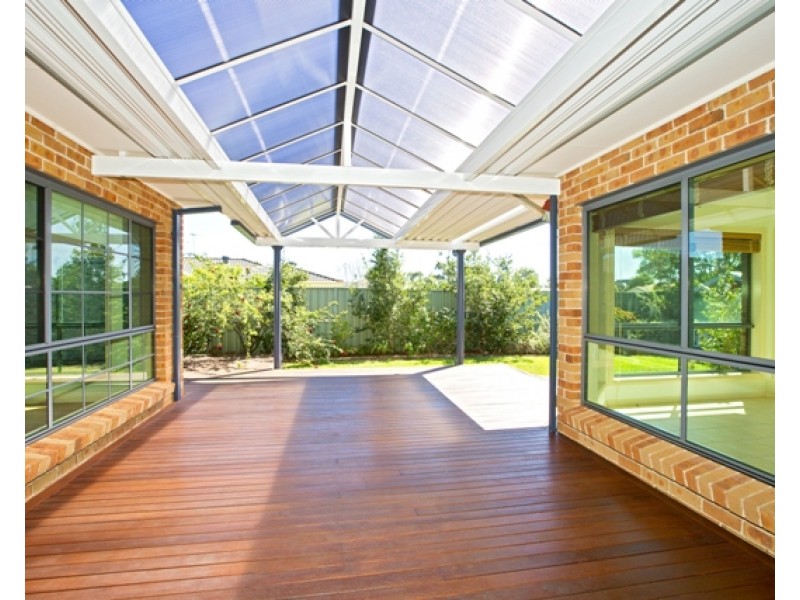 15 Brigadoon Avenue, Glenmore Park NSW 2745