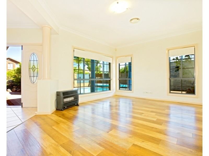 15 Brigadoon Avenue, Glenmore Park NSW 2745