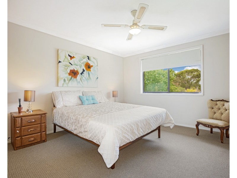 27 Treetops Avenue, South Penrith NSW 2750