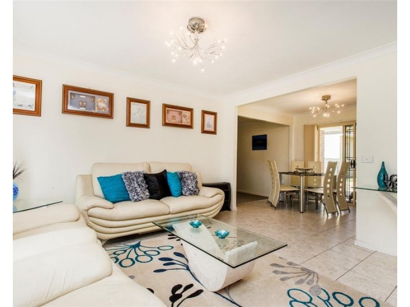 8 Telopea Close, Glenmore Park NSW 2745