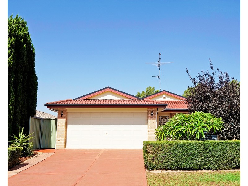 14 Wolara Avenue, Glenmore Park NSW 2745