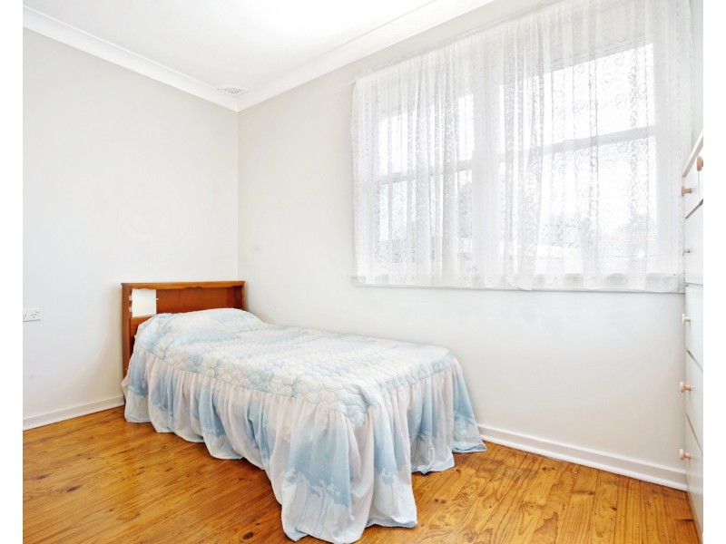 33 Idriess Crescent, Blackett NSW 2770