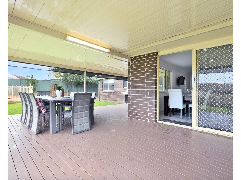 6 Iris Court, Glenmore Park NSW 2745